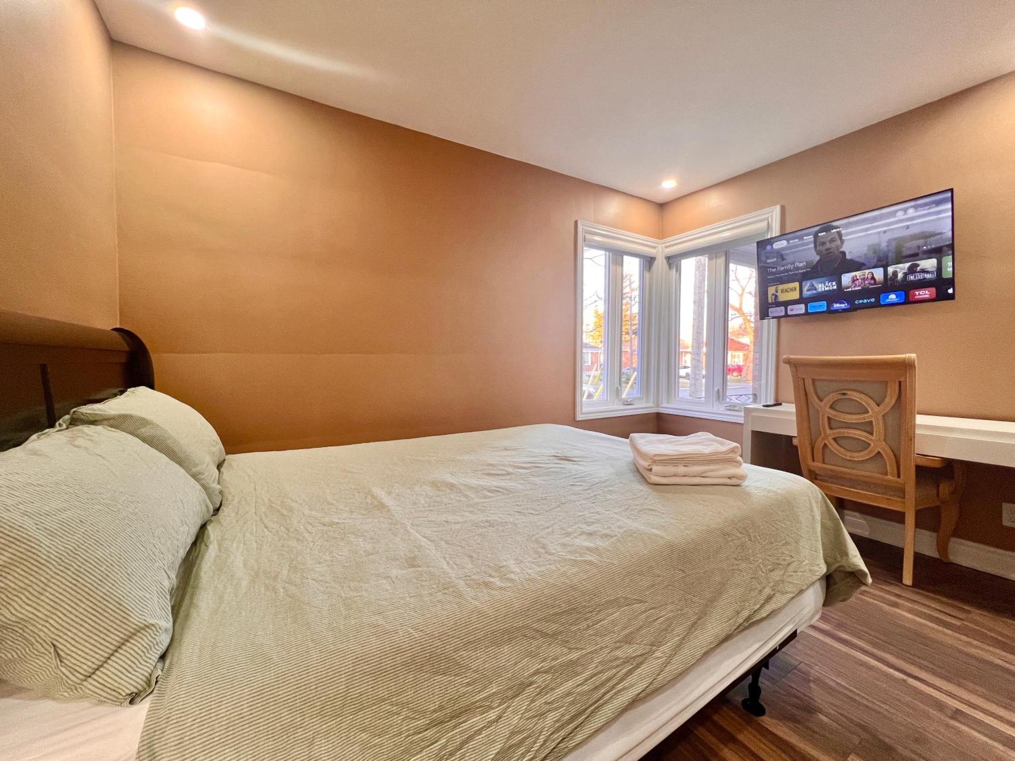 Upgraded Rooms With Bath 7-Min To Subway Near Downsview Rogers Stadium Toronto Exteriör bild
